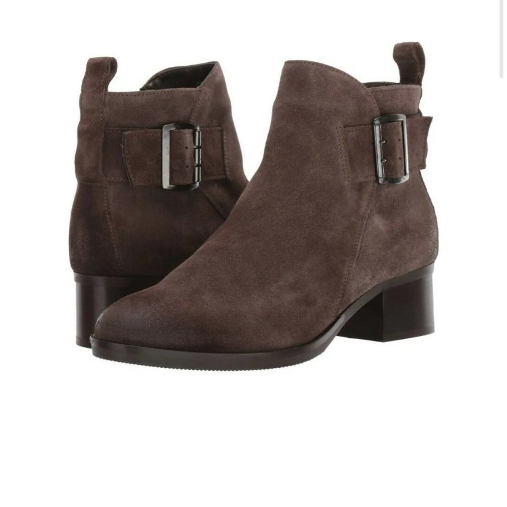 Clarks Women Mila Charm Taupe Suede Ankle Strap Buckled Zip Up Bootie Size 7.5